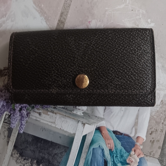 Authentic Vintage Brown Louis Vuitton 4 Keyholder⚘️ - Picture 1 of 7